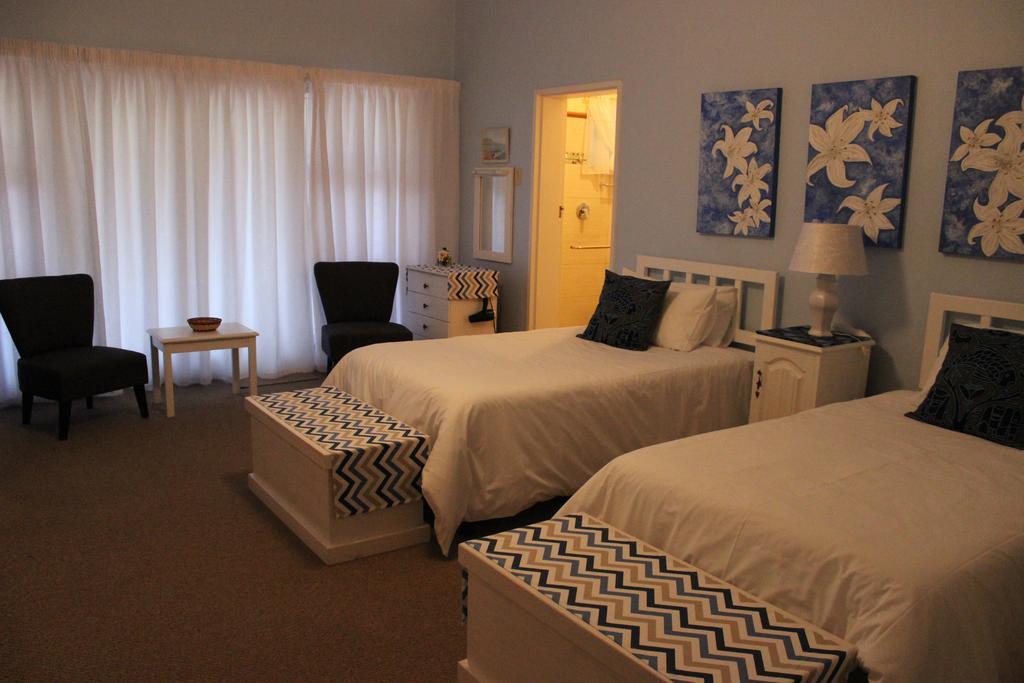 Smuts Ave. Guest Rooms เฮอร์มานุส ภายนอก รูปภาพ